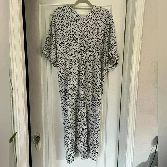 Monki Kaftan Flowy midi dress white black dotted size M/L Beach summer vacation - Picture 3 of 7